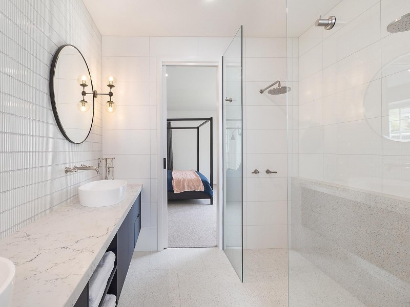 4 Windmill Street, Newtown VIC 3220