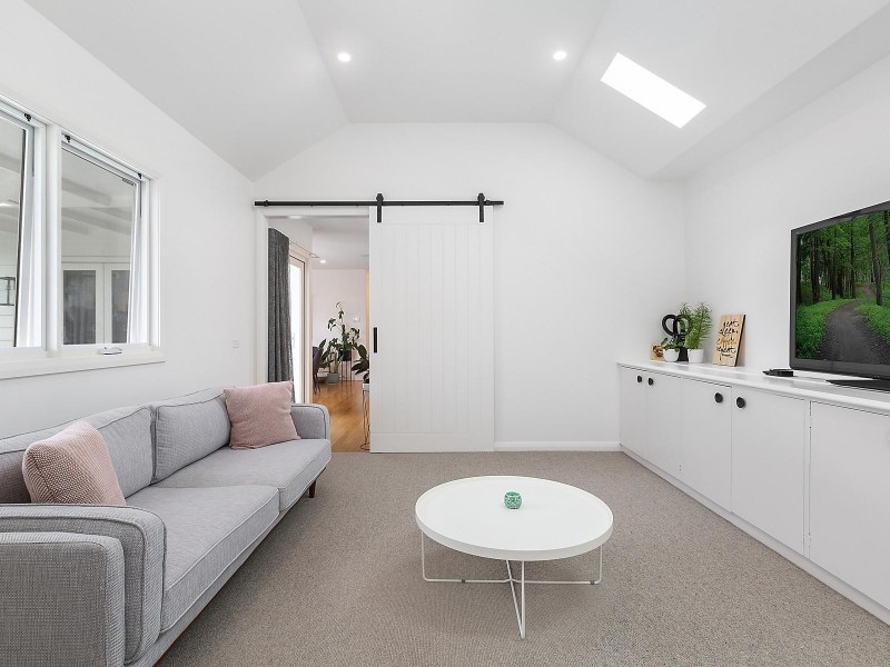 4 Windmill Street, Newtown VIC 3220