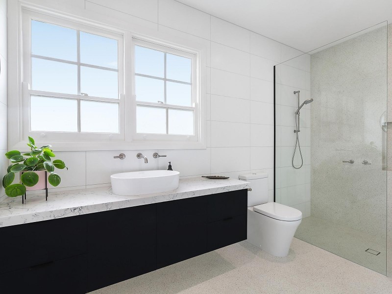 4 Windmill Street, Newtown VIC 3220