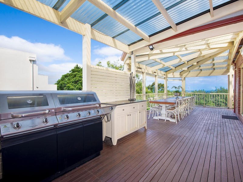 4 Hillary Court, Highton VIC 3216