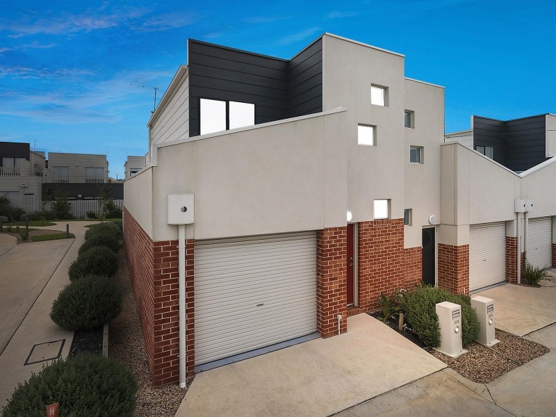 30/5 Oxford Street, Whittington VIC 3219