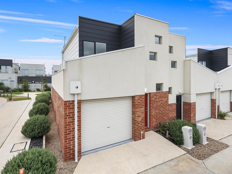30/5 Oxford Street, Whittington VIC 3219