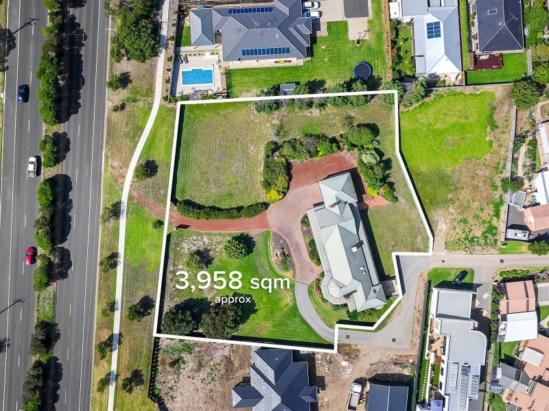 12 Dahlhaus Court, Leopold VIC 3224