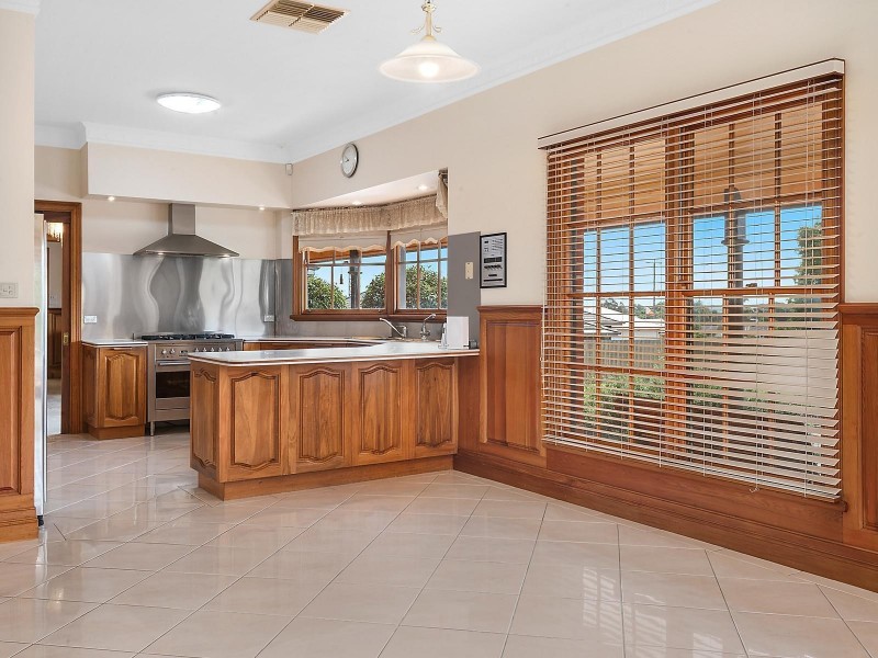 12 Dahlhaus Court, Leopold VIC 3224