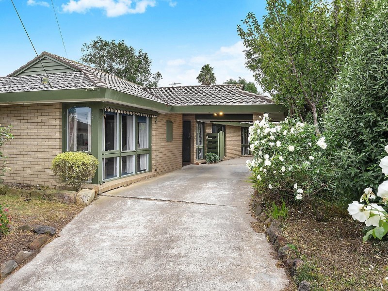 10 Tamala Avenue, Marshall VIC 3216