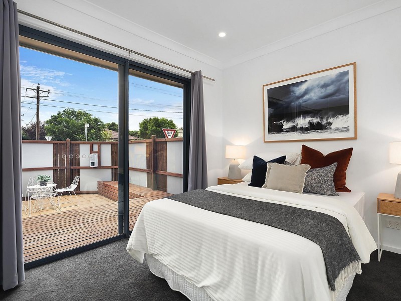 202 Shannon Avenue, Geelong West VIC 3218