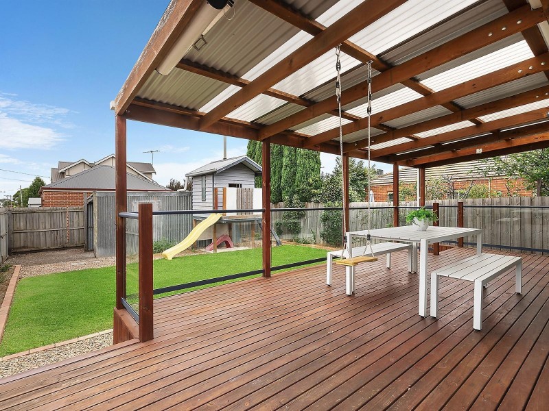 202 Shannon Avenue, Geelong West VIC 3218
