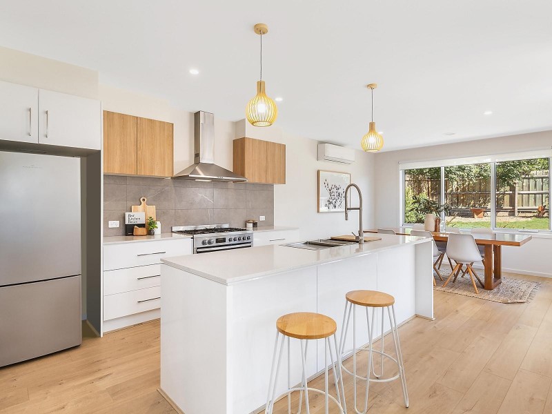 24B Heather Street, Hamlyn Heights VIC 3215