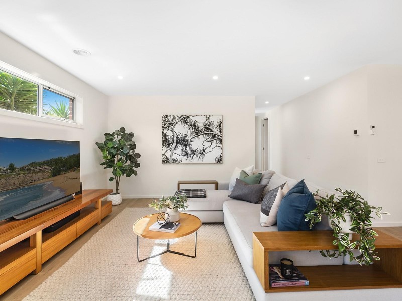 24B Heather Street, Hamlyn Heights VIC 3215