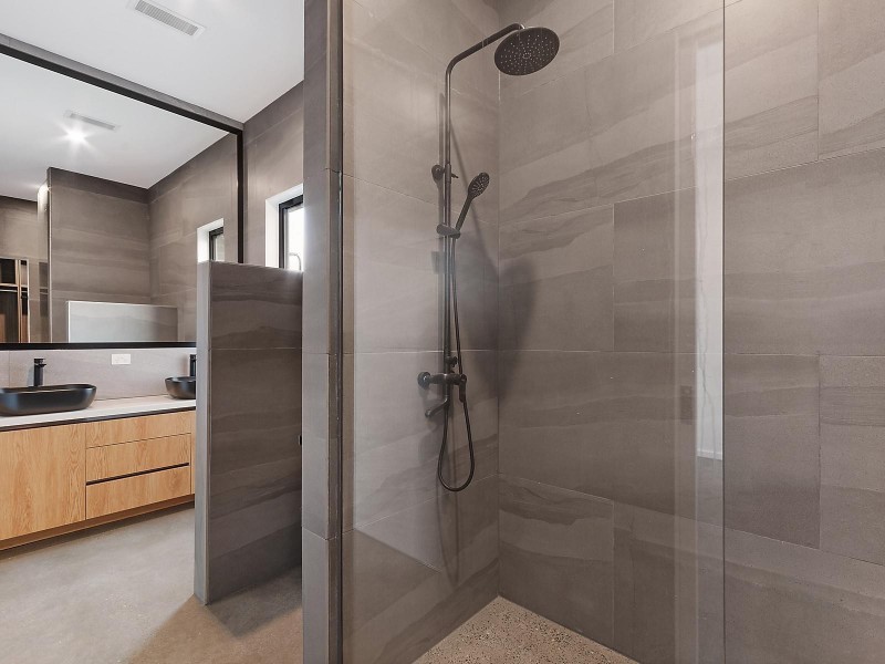 16 Floreat Avenue, Highton VIC 3216