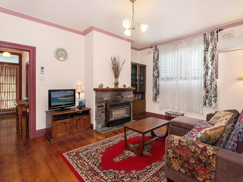 30 Coquette Street, Geelong West VIC 3218