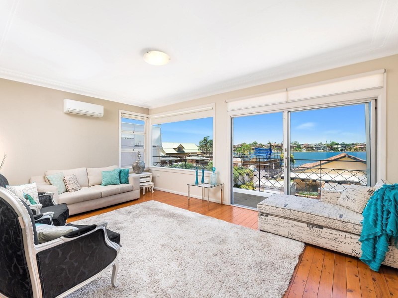 18A Carlton Crescent, Kogarah Bay NSW 2217