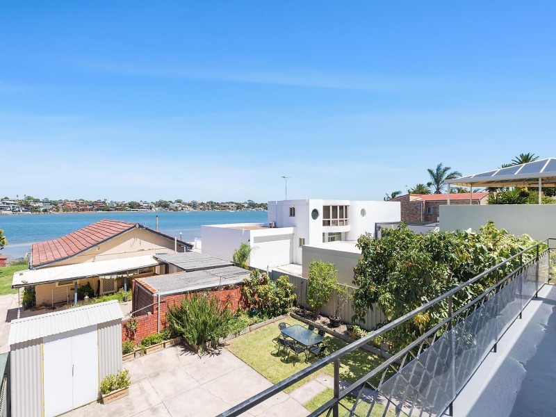 18A Carlton Crescent, Kogarah Bay NSW 2217