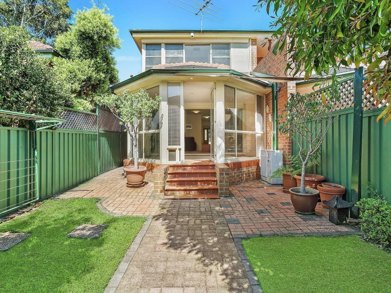 20 Carwar Avenue, Carss Park NSW 2221