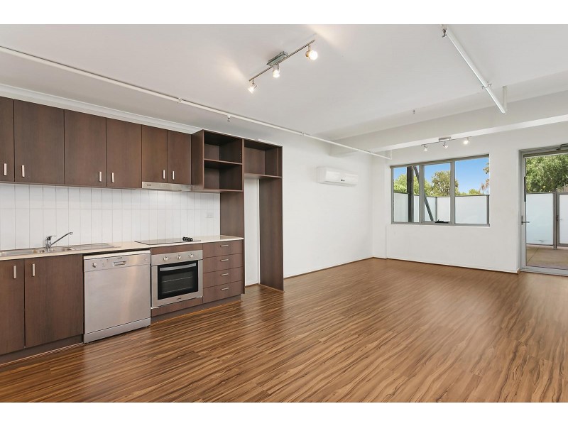 11 Swallow Lane, Footscray VIC 3011