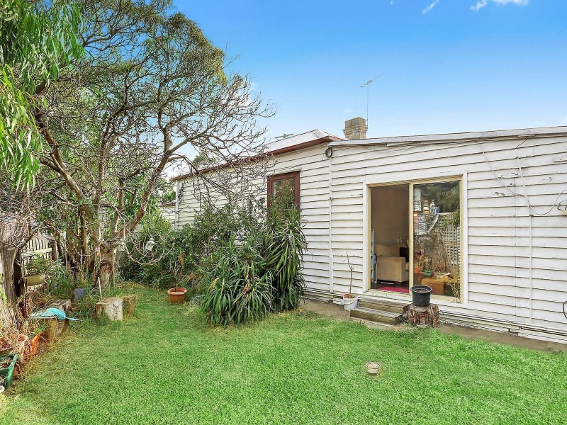 2 Malden Street, Footscray VIC 3011