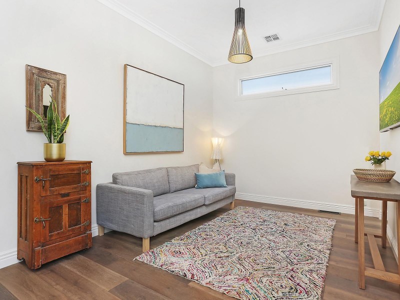 22 Empress Avenue, Kingsville VIC 3012