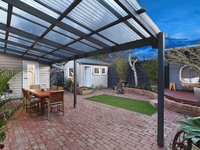 22 Empress Avenue, Kingsville VIC 3012