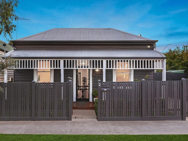 2 Chirnside Street, Kingsville VIC 3012