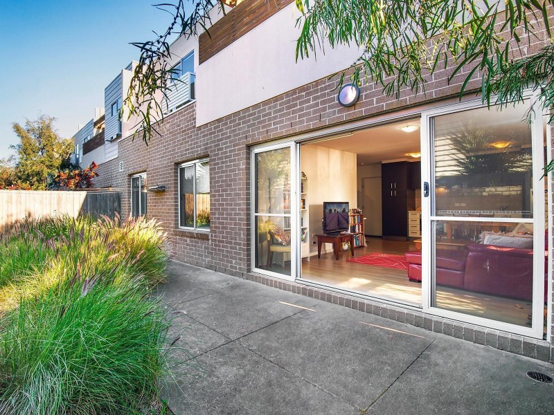1/155 Gordon Street, Footscray VIC 3011