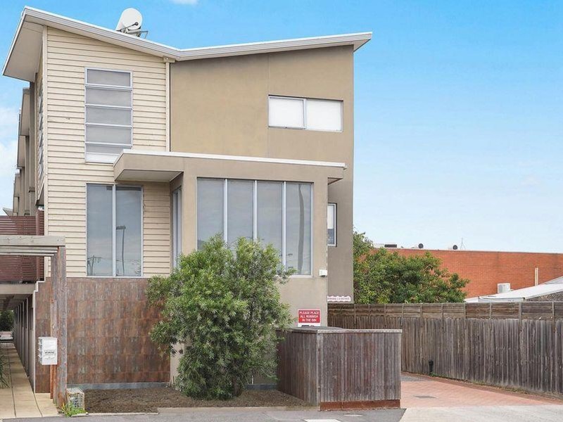 3/6-10 Rosamond Road, Footscray VIC 3011