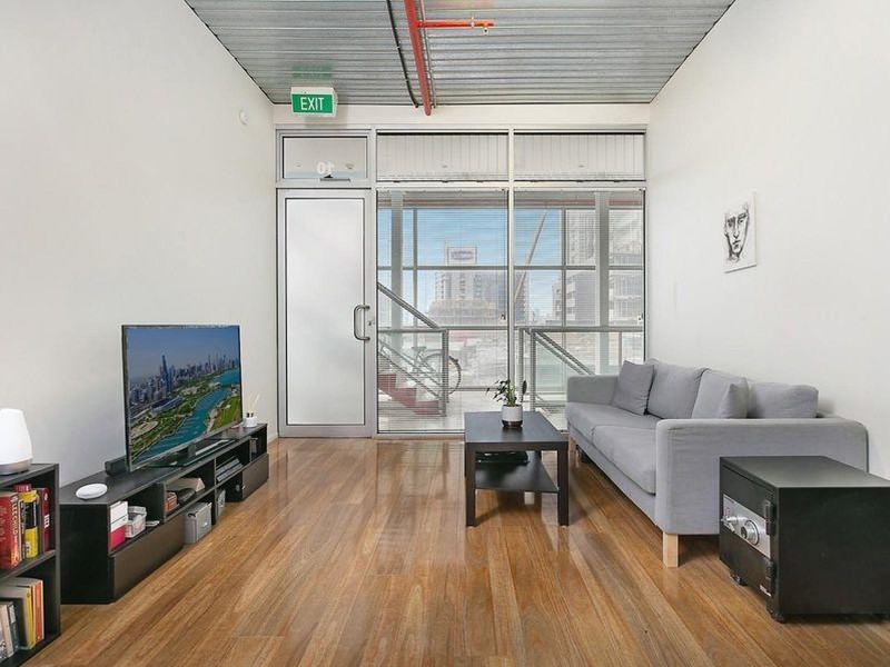 10/8-18 Whitehall Street, Footscray VIC 3011