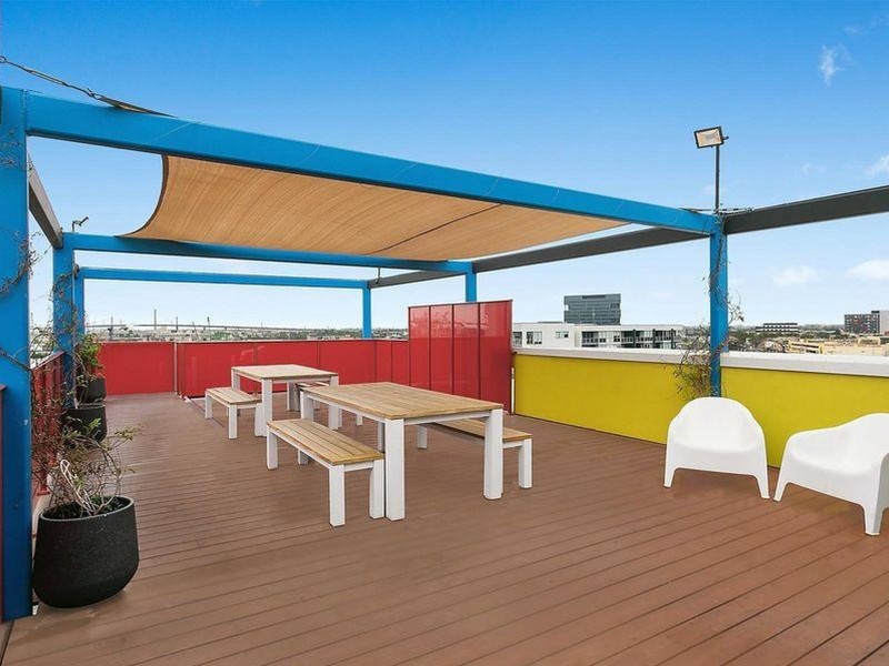 10/8-18 Whitehall Street, Footscray VIC 3011