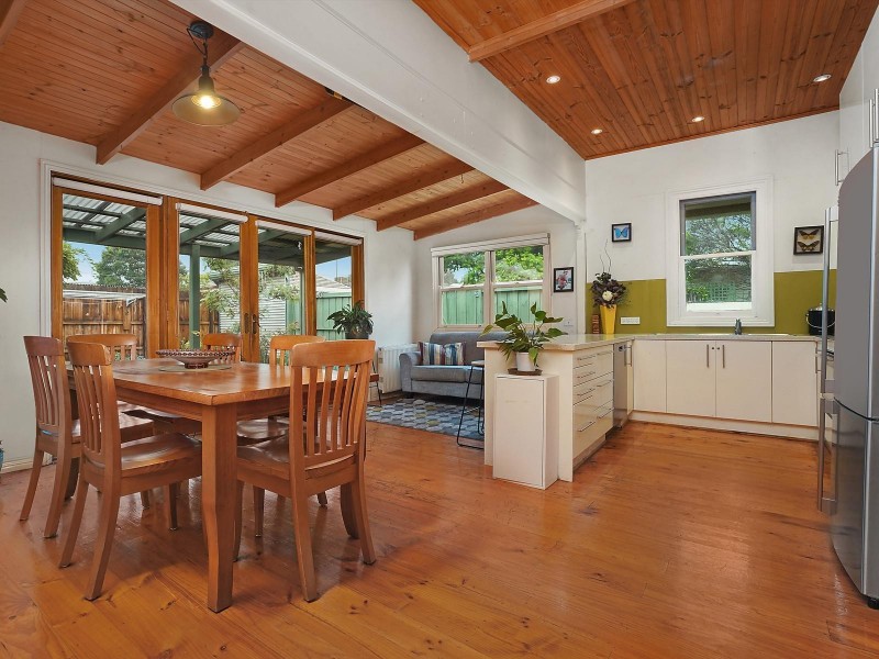 52 Empress Avenue, Kingsville VIC 3012