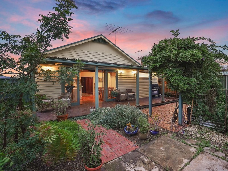 52 Empress Avenue, Kingsville VIC 3012