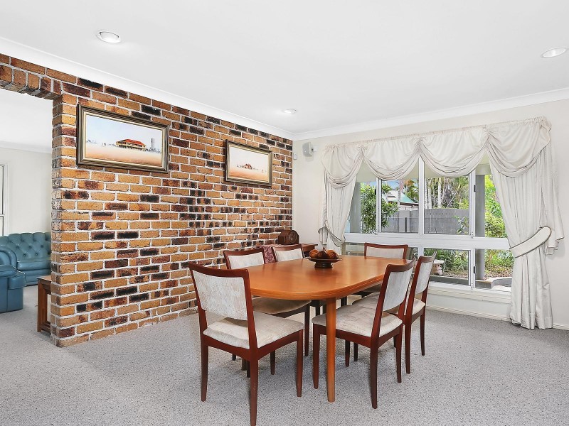 12 Wahoo Court, Birkdale QLD 4159