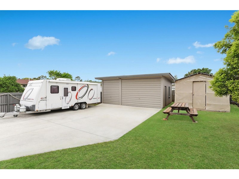 100 Sandy Camp Road, Wynnum West QLD 4178