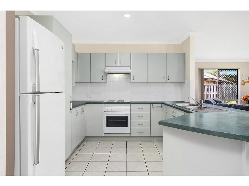 5 Kenrick Close, Wakerley QLD 4154