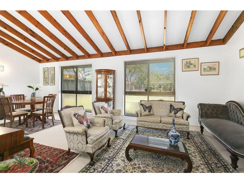 15 Shamrock Street, Ormiston QLD 4160