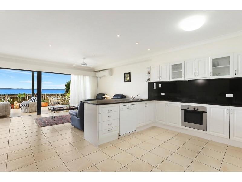 8/123-125 Shore Street North, Cleveland QLD 4163