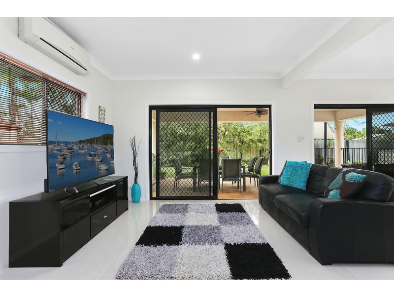 13 Cayman Crescent, Ormiston QLD 4160