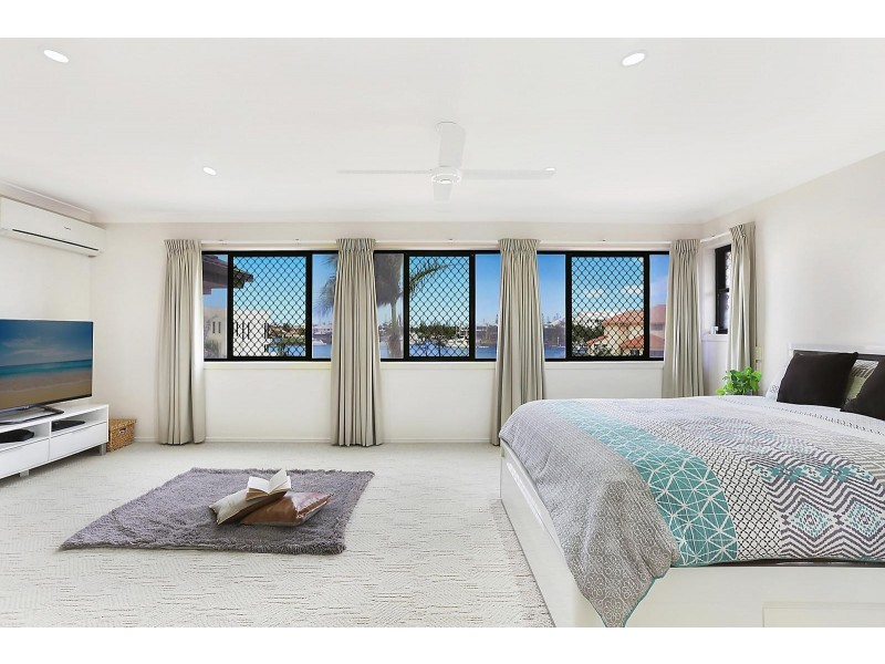 13 Cayman Crescent, Ormiston QLD 4160