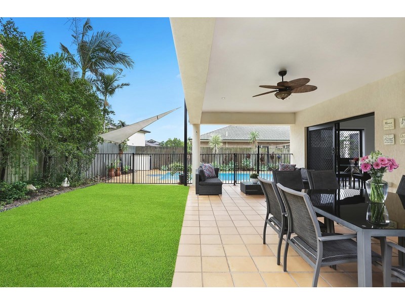 13 Cayman Crescent, Ormiston QLD 4160