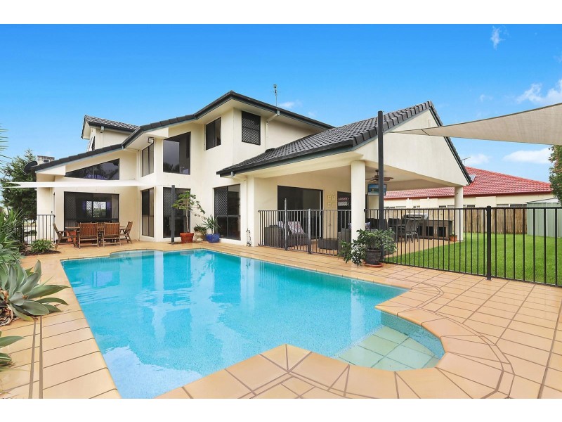 13 Cayman Crescent, Ormiston QLD 4160