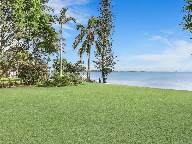 8 Bath Street, Birkdale QLD 4159