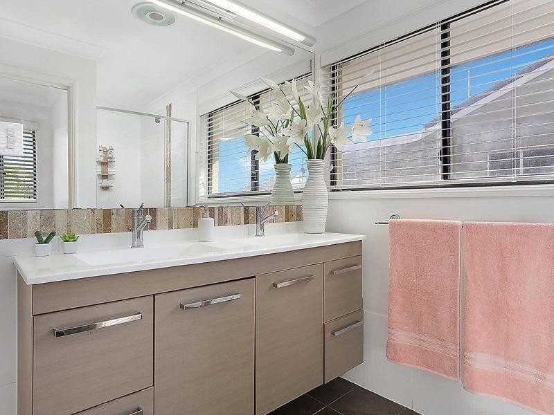 28 Bollard Court, Raby Bay QLD 4163