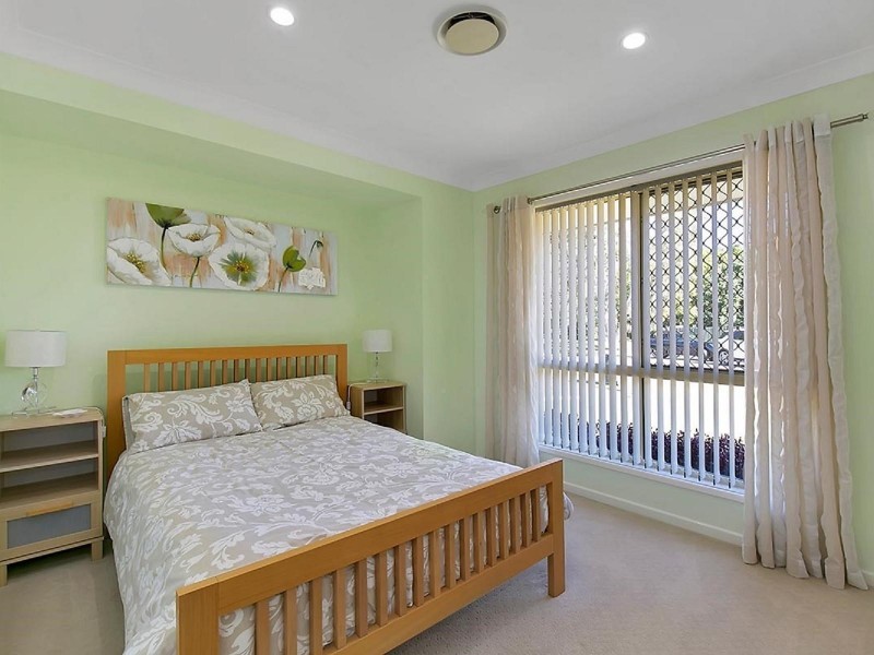12 Chestnut Place, The Gap QLD 4061