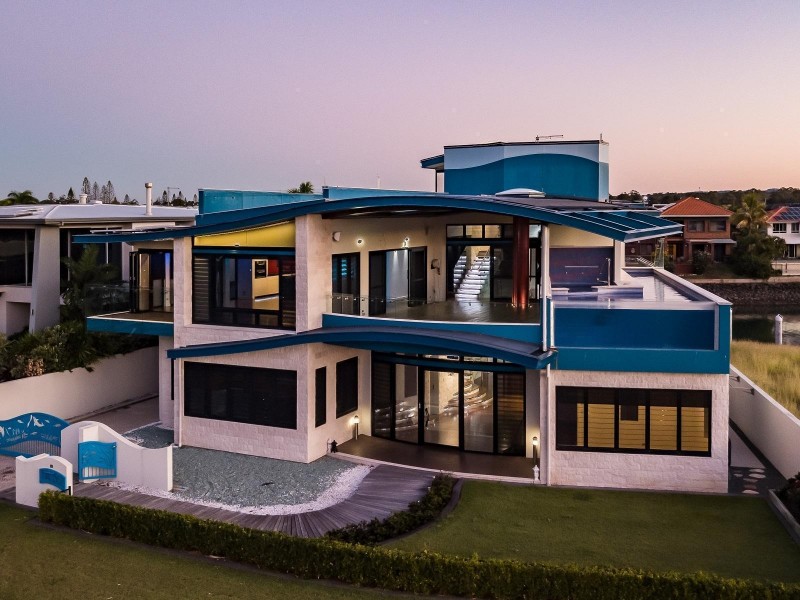 17 Portsmouth Place, Raby Bay QLD 4163