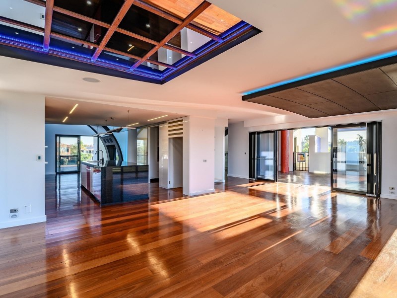 17 Portsmouth Place, Raby Bay QLD 4163