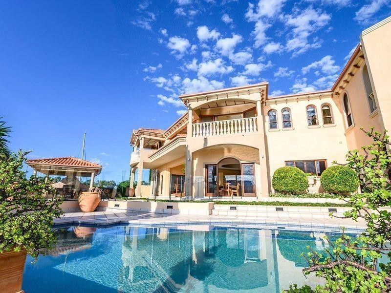 24 Cayman Crescent, Raby Bay QLD 4163