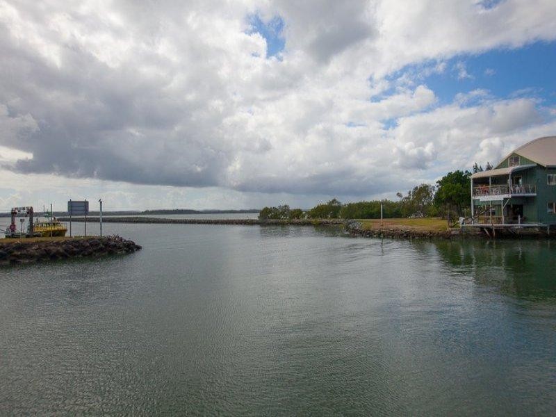 15 Tina Street, Redland Bay QLD 4165