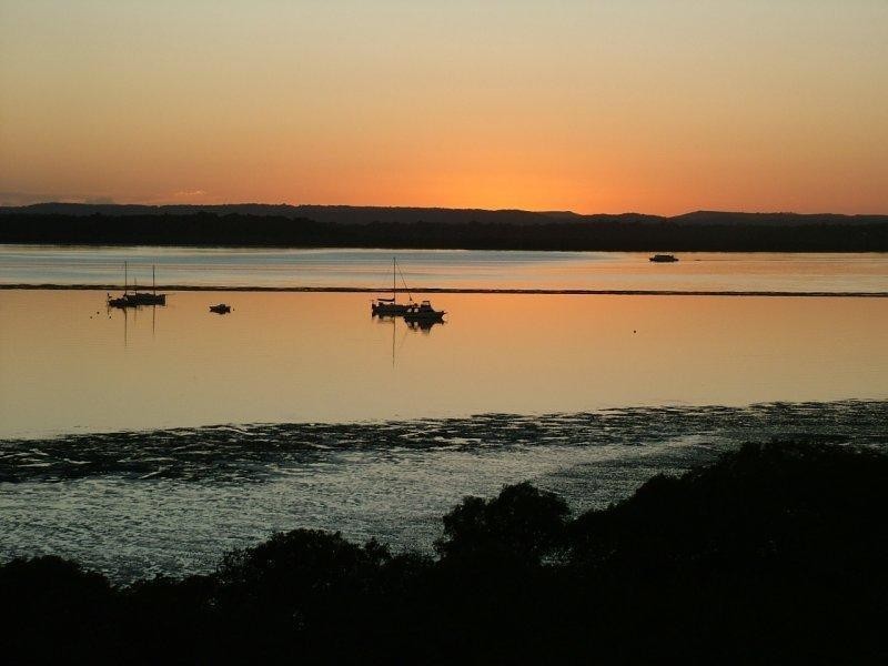 15 Tina Street, Redland Bay QLD 4165