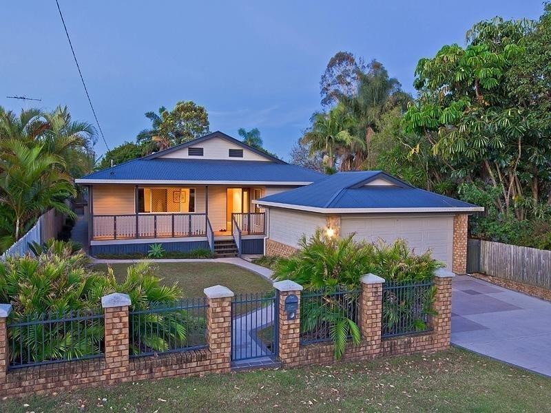 22 Warner Street, Wellington Point QLD 4160