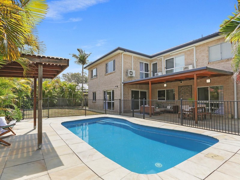 9 Sirocco Court, Ormiston QLD 4160