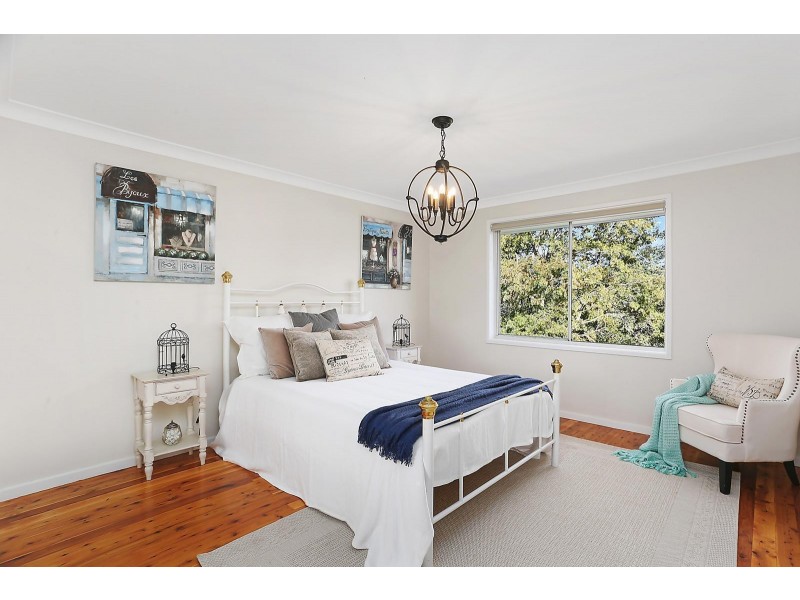 8 Colin Place, Westleigh NSW 2120