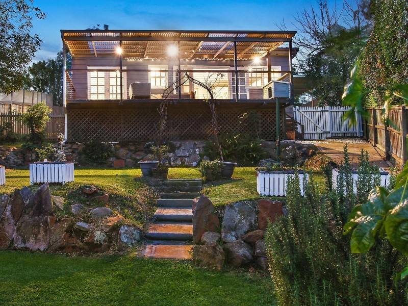 27 Fraser Road, Cowan NSW 2081